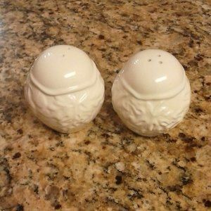 Leaf Print Salt and Pepper Shakers